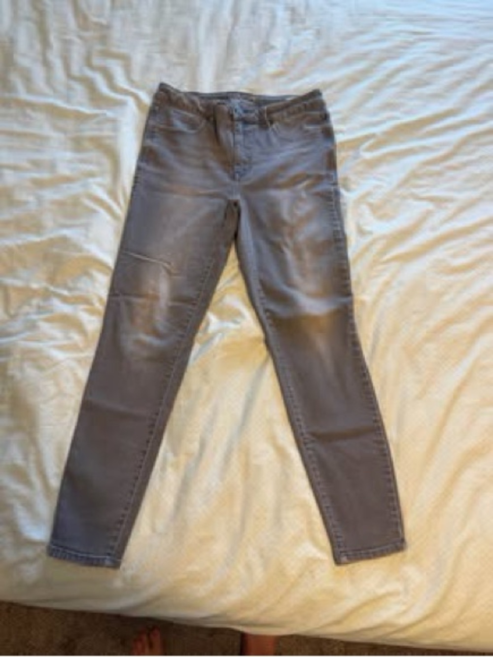 Maurices light gray high-rise jeans